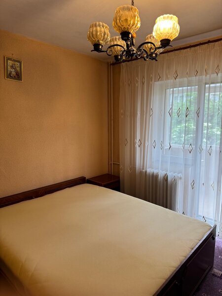 Piata Sudului, Calea Vacaresti, str Pridvorului